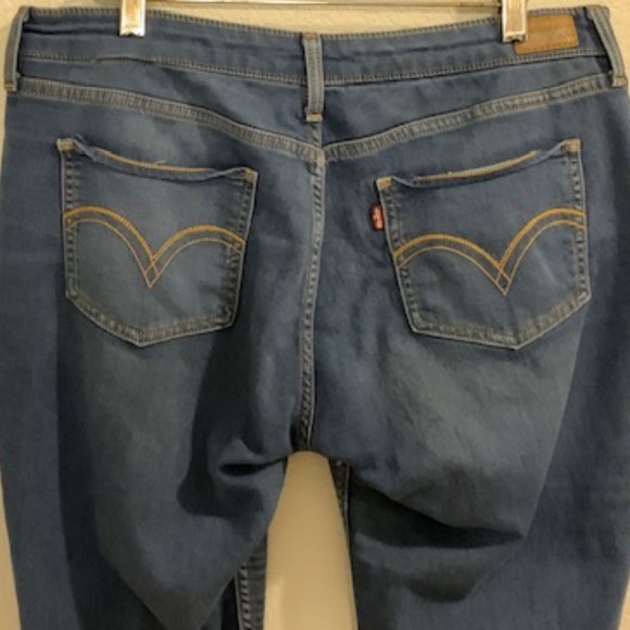 Levi's Denim - Levi's Skinny Jean Size 32